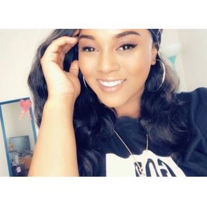 Meet your Posher, Destiny